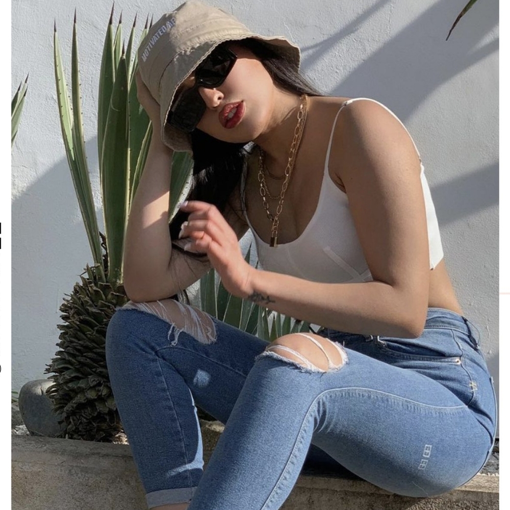 Black thick frame sunglasses